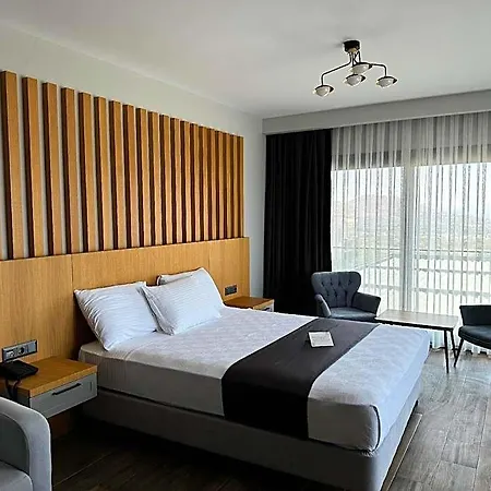 Hotel The Rest Port Argento Giris